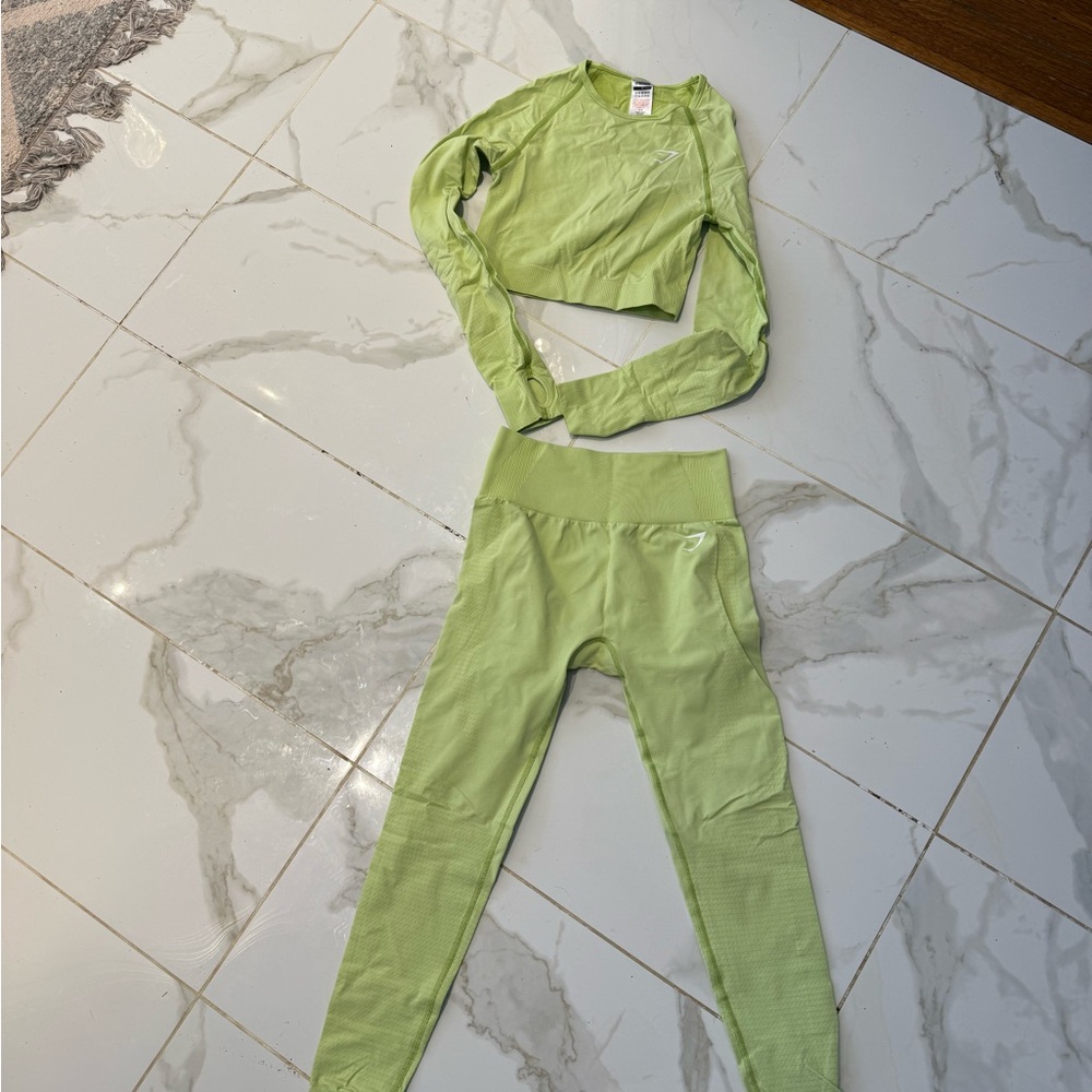 Gymshark vital green set